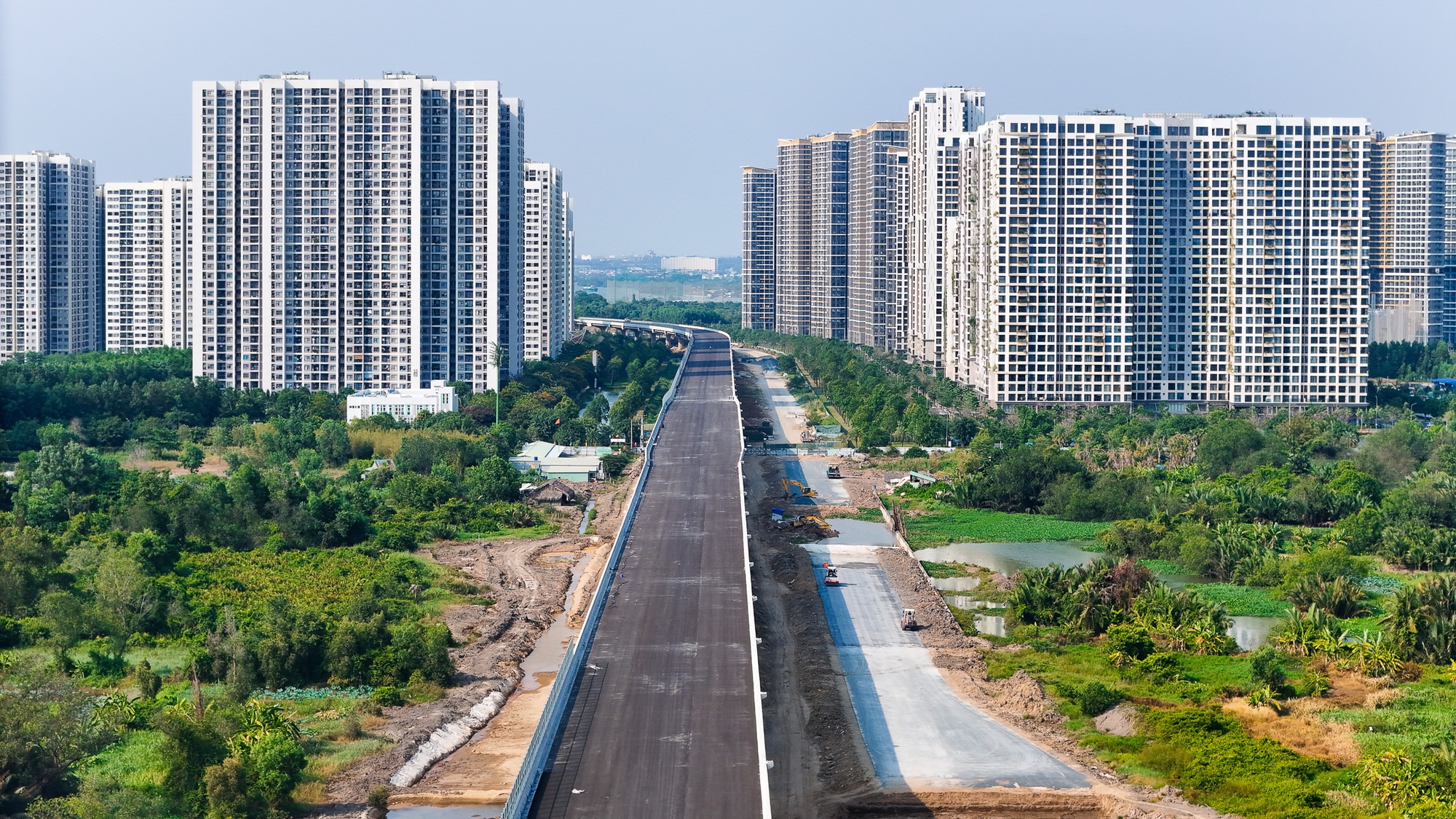 Cận cảnh những khu biệt thự chỉ d&agrave;nh cho giới nh&agrave; gi&agrave;u tại TPHCM, c&oacute; dự &aacute;n gi&aacute; l&ecirc;n đến v&agrave;i trăm tỷ mỗi căn- Ảnh 7.