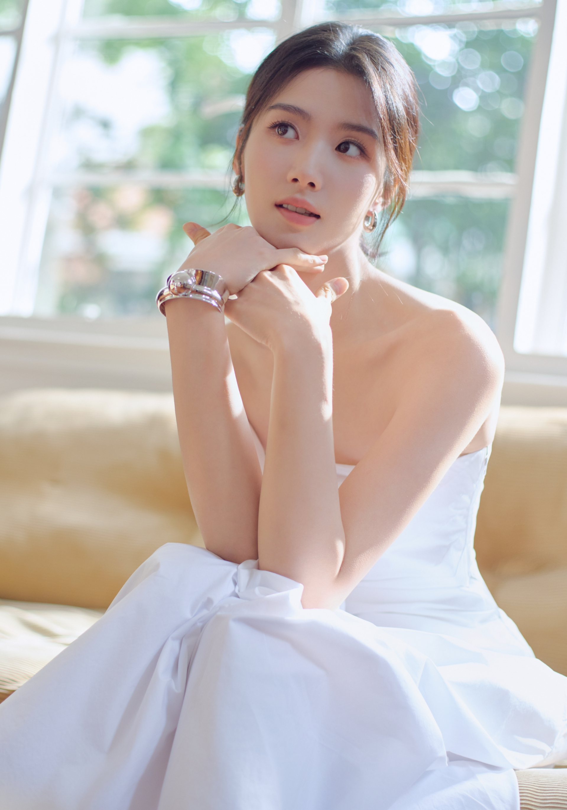 H&agrave;nh động đ&aacute;ng xấu hổ của nữ thần thanh xu&acirc;n mới nổi- Ảnh 3.