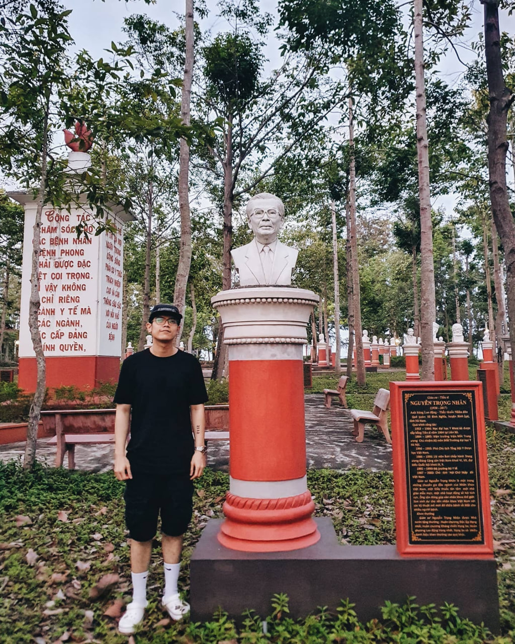 Việt Nam c&oacute; ca sĩ l&agrave; ch&aacute;u cố Bộ trưởng Bộ Y tế: H&aacute;t v&igrave; đam m&ecirc; hit chất đống, k&iacute;n tiếng đến mức fan &ldquo;ng&atilde; ngửa&rdquo;- Ảnh 2.