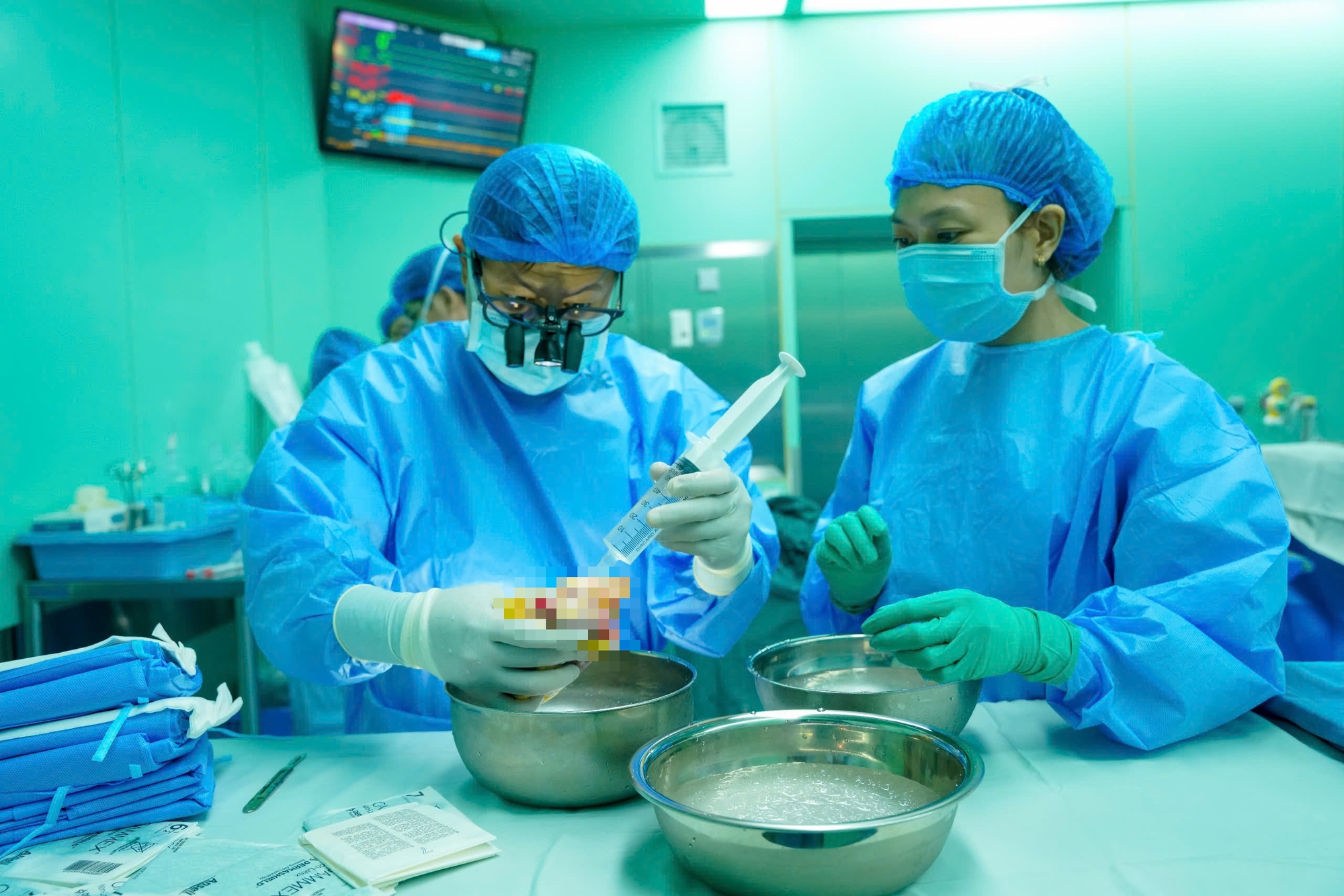 Vượt &aacute;p lực thời gian, viết tiếp sự sống cho bệnh nhi 15 tuổi suy tim giai đoạn cuối - Ảnh 2.