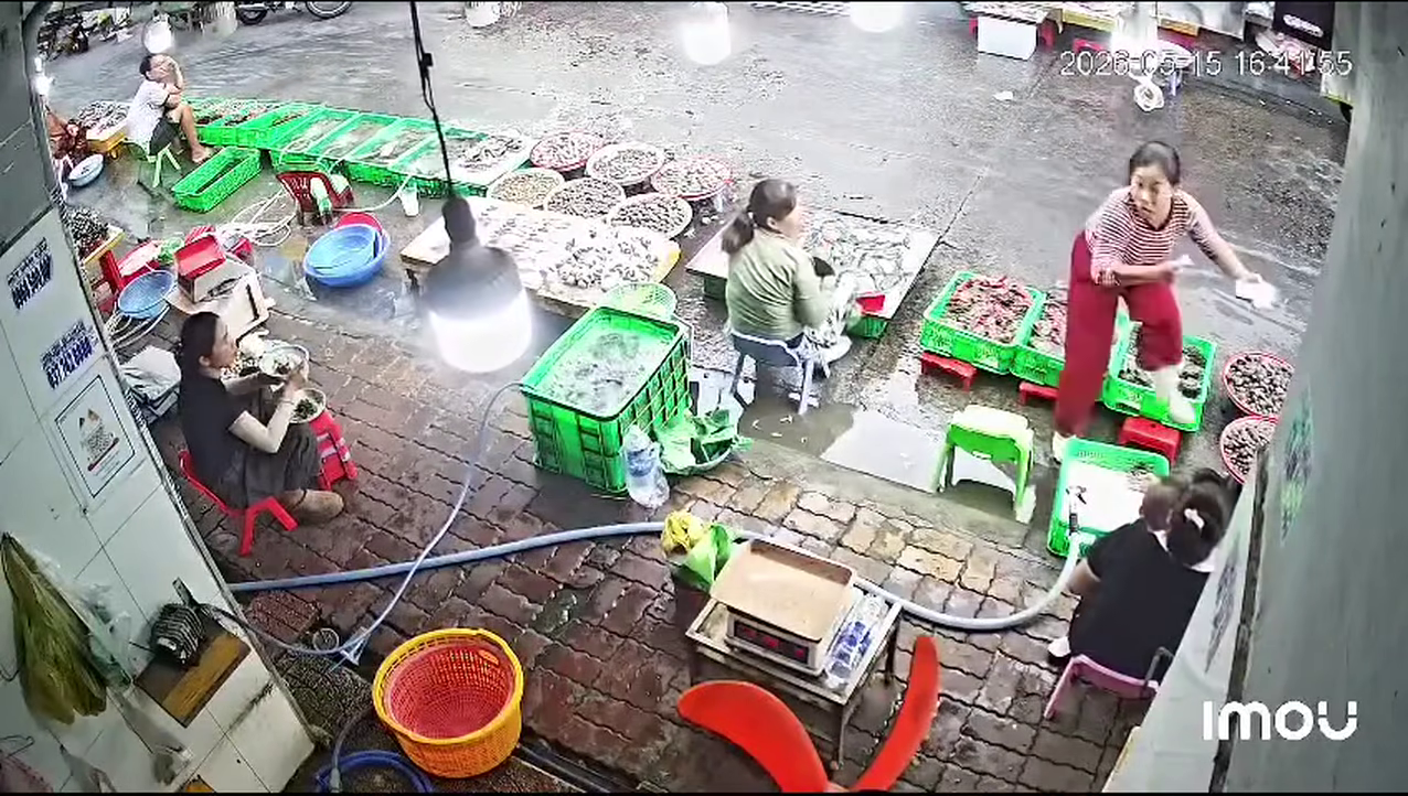 Hai đoạn clip li&ecirc;n quan tr&uacute;ng xổ số miền Nam khiến d&acirc;n mạng ph&aacute;t &ldquo;sốt&rdquo; - Ảnh 2.