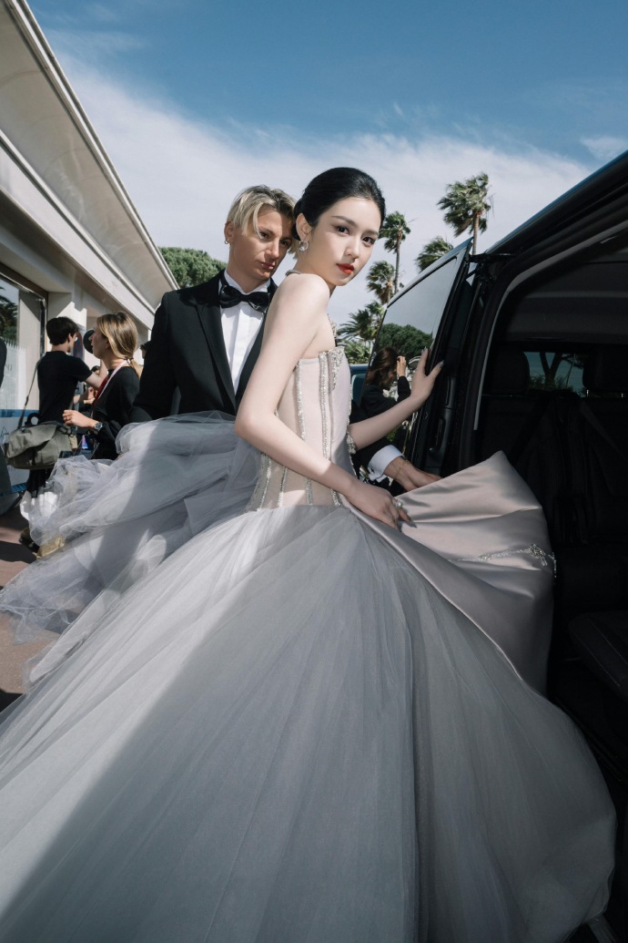Bức ảnh xứng đáng phong thần của mỹ nhân đẹp chấn động thế gian ở Cannes- Ảnh 6. Bức ảnh xứng đáng phong thần của mỹ nhân đẹp chấn động thế gian ở Cannes- Ảnh 6.