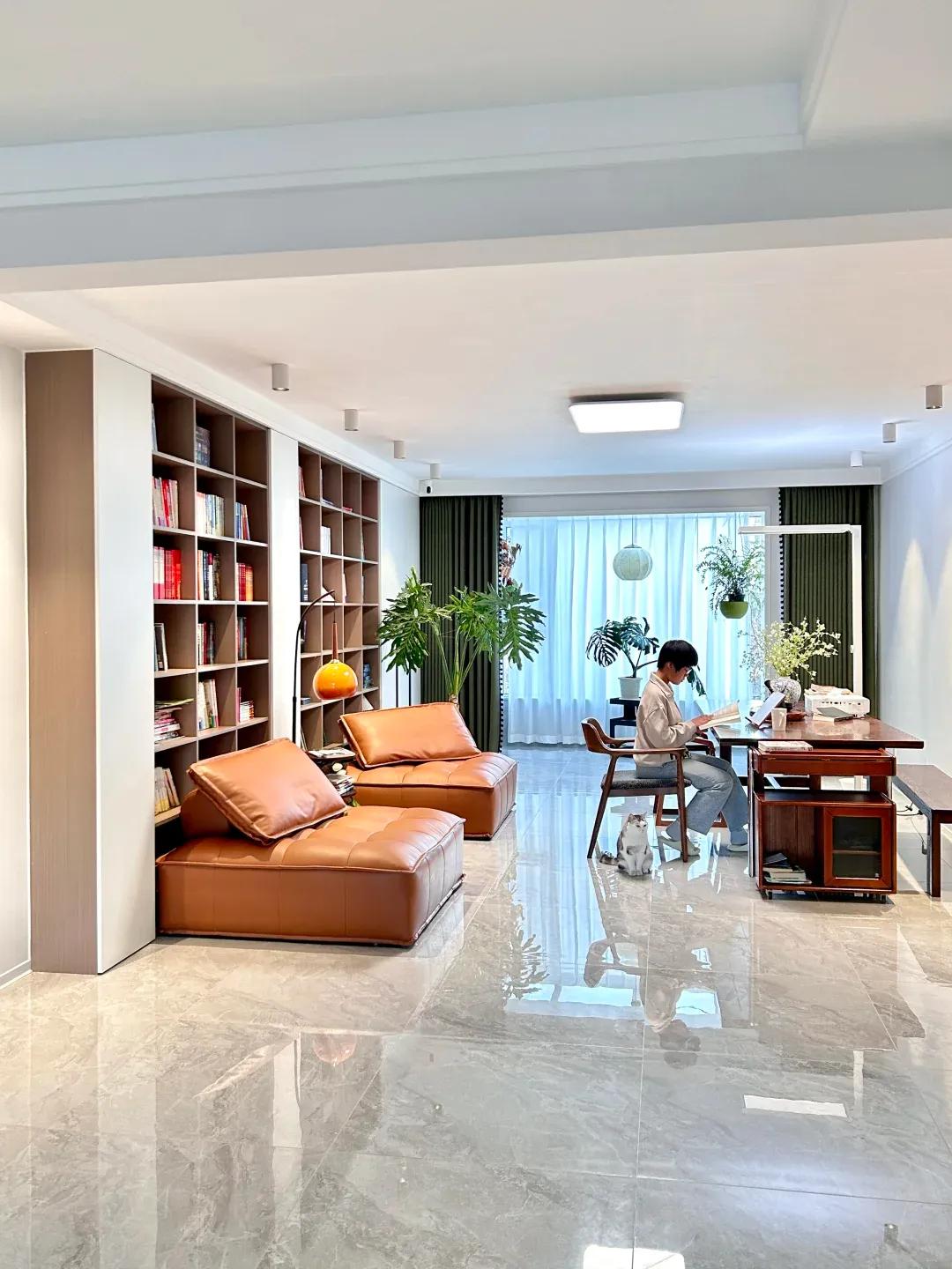 Kh&ocirc;ng c&ograve;n chuộng ph&ograve;ng kh&aacute;ch kiểu cũ, ph&ograve;ng kh&aacute;ch của người bạn n&agrave;y khiến nhiều người muốn &ldquo;đập đi l&agrave;m lại&rdquo; v&igrave; qu&aacute; tiện v&agrave; đ&aacute;ng sống- Ảnh 2.