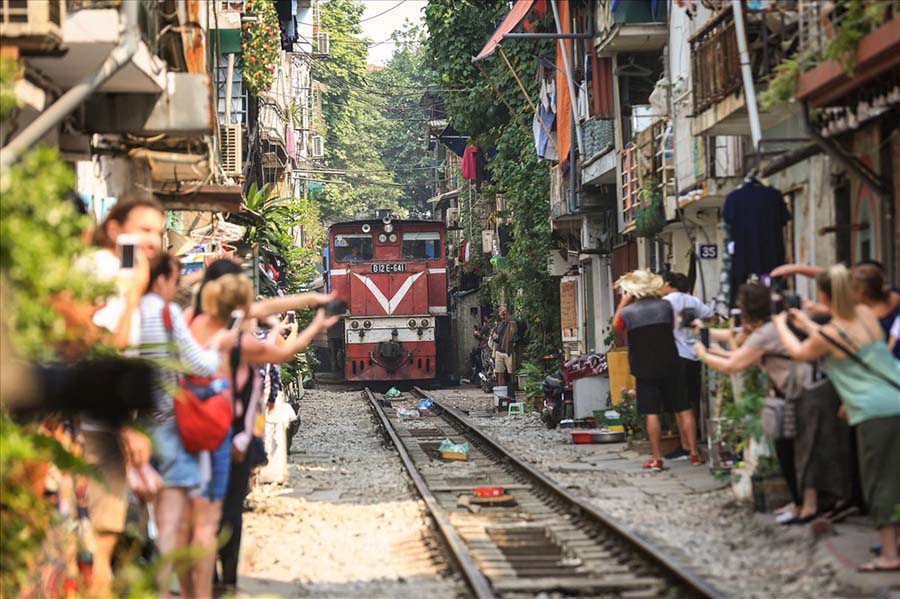 Kh&ocirc;ng phải Cầu V&agrave;ng, đ&acirc;y mới l&agrave; đại diện của Việt Nam lọt top 17 điểm đến "bỗng dưng nổi tiếng" to&agrave;n cầu - Ảnh 2.