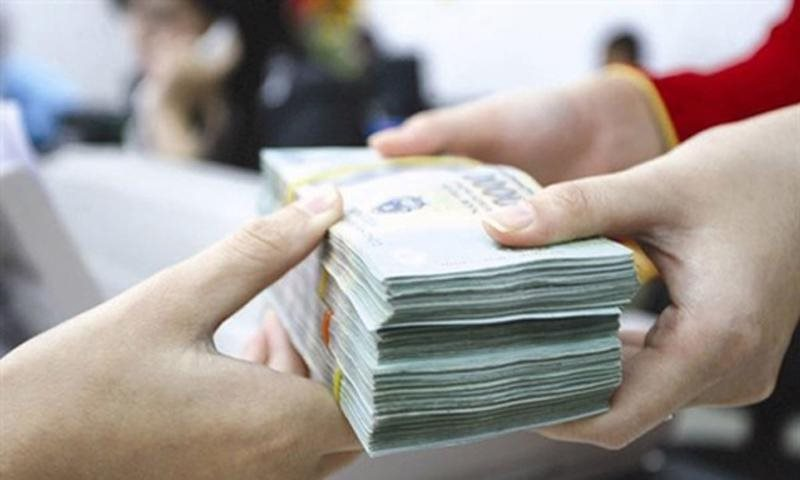Cụ &ocirc;ng mở nhiều sổ tiết kiệm hơn 300 triệu, đến hạn kh&ocirc;ng tất to&aacute;n, tự động t&aacute;i tục rồi kiện ng&acirc;n h&agrave;ng- Ảnh 1.