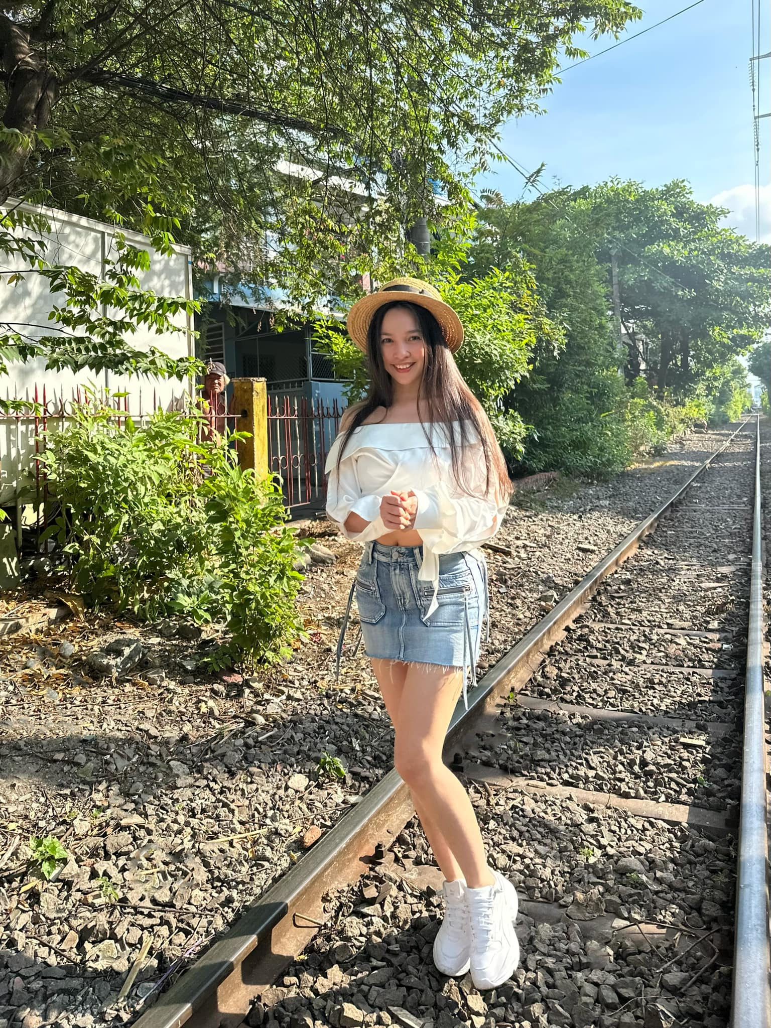 Hiền Thục tuổi 45 vẫn mướt mượt như g&aacute;i đ&ocirc;i tươi: Rất ch&uacute; trọng chăm s&oacute;c sức khỏe kiểu n&agrave;y để chống gi&agrave; đỉnh của ch&oacute;p- Ảnh 8.