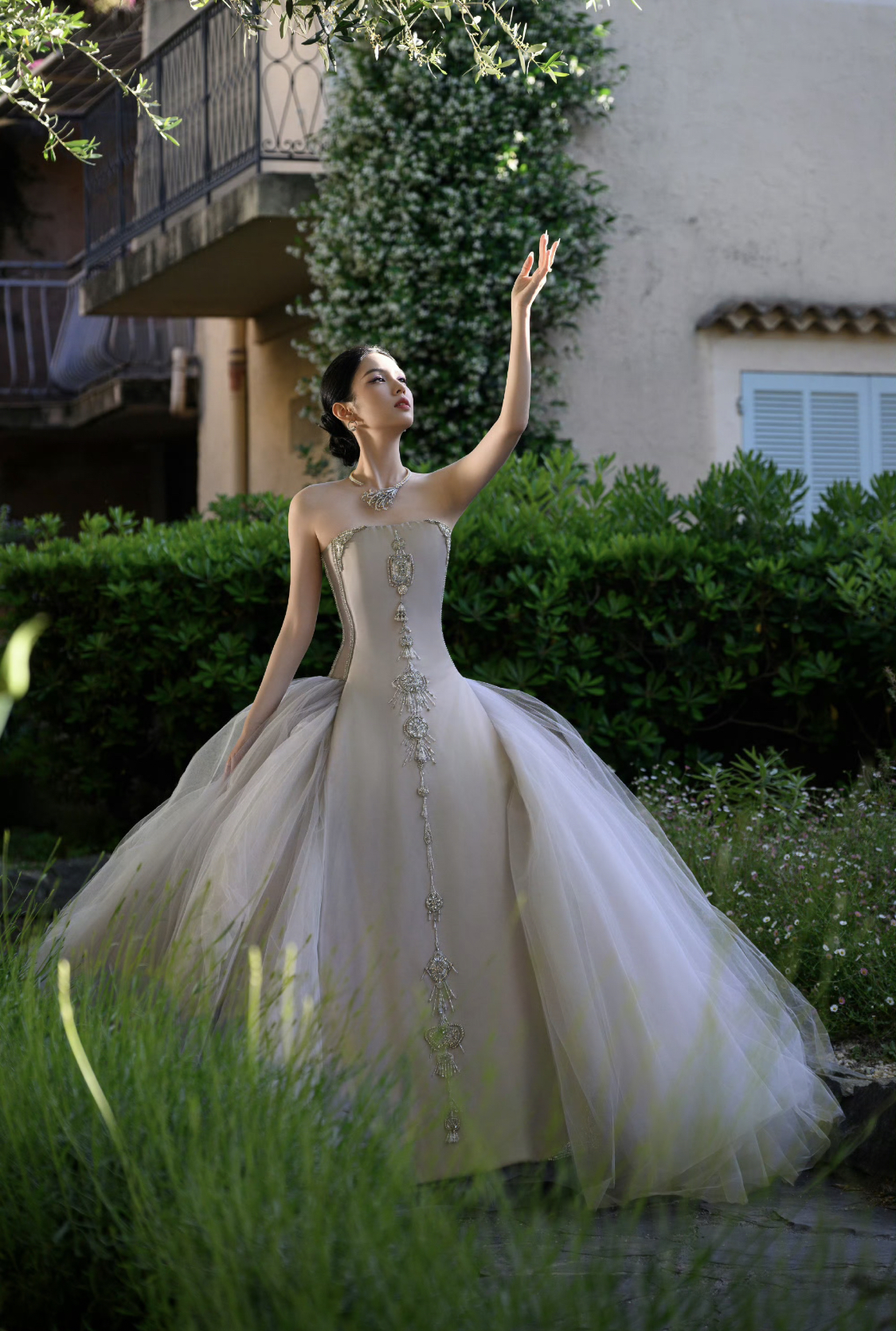 Bức ảnh xứng đáng phong thần của mỹ nhân đẹp chấn động thế gian ở Cannes- Ảnh 3. Bức ảnh xứng đáng phong thần của mỹ nhân đẹp chấn động thế gian ở Cannes- Ảnh 3.