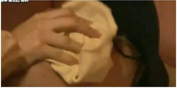 "Mỹ nh&acirc;n bị gh&eacute;t nhất Running Man&rdquo; hết thời đi phục vụ ở qu&aacute;n c&agrave; ph&ecirc;, bị chủ qu&aacute;n cấm l&agrave;m 2 điều trong khi đang l&agrave;m việc- Ảnh 6.