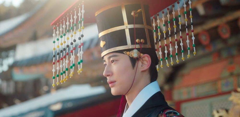 IU v&agrave; Byeon Woo Seok đồng loạt xin lỗi, cảm thấy v&ocirc; c&ugrave;ng xấu hổ về bản th&acirc;n- Ảnh 6.