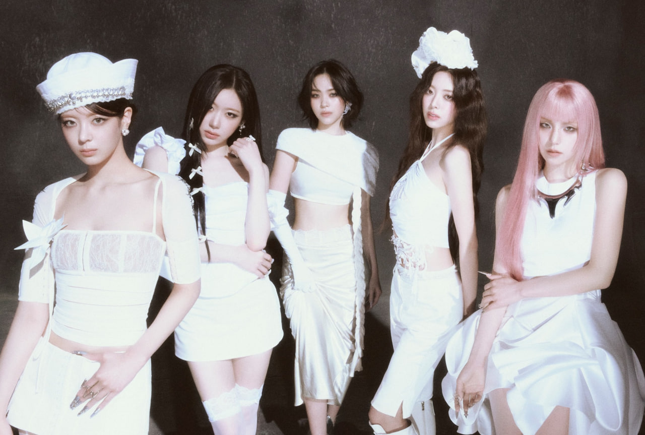 Nh&oacute;m mỹ nh&acirc;n từng bị ch&ecirc; hết thời lội ngược d&ograve;ng ngoạn mục, album leo top 1 to&agrave;n quốc - Ảnh 6.