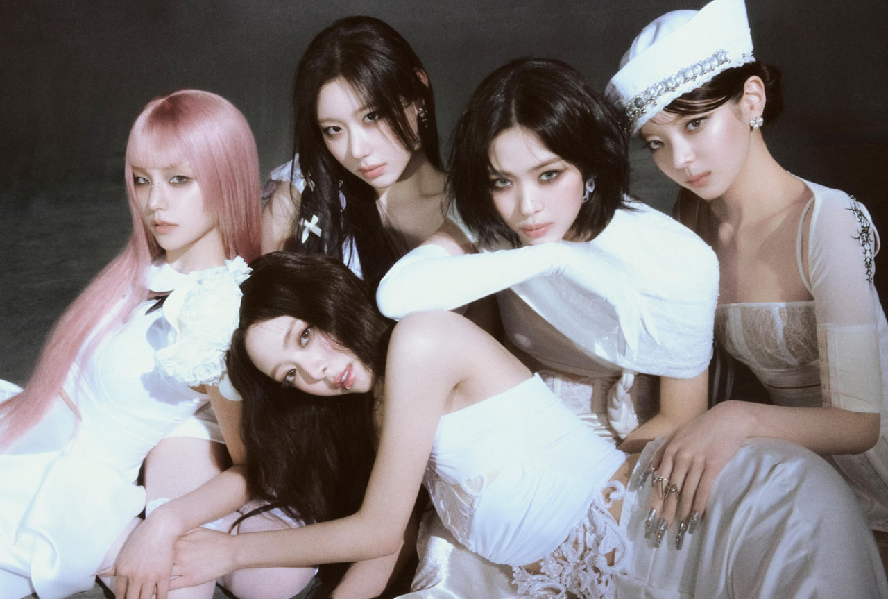 Nh&oacute;m mỹ nh&acirc;n từng bị ch&ecirc; hết thời lội ngược d&ograve;ng ngoạn mục, album leo top 1 to&agrave;n quốc - Ảnh 3.