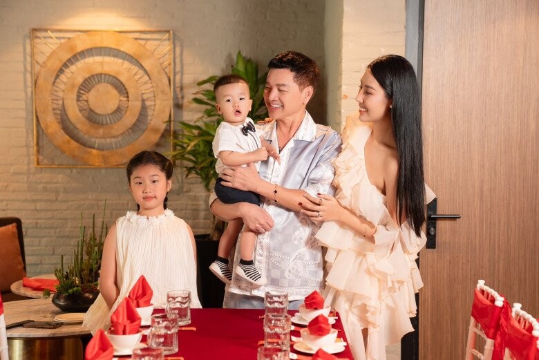 Nam nghệ sĩ U70 chia sẻ được bố mẹ vợ k&eacute;m 37 tuổi y&ecirc;u thương v&igrave; chững chạc, kh&ocirc;ng ở tuổi l&ecirc;u lổng- Ảnh 2.