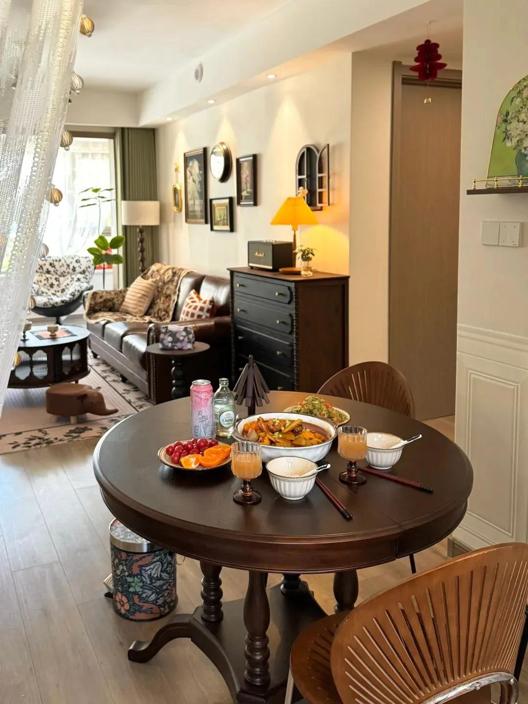 Căn hộ 80m&sup2; được mẹ t&ocirc;i decor như biệt thự ch&acirc;u &Acirc;u: Kh&aacute;ch tới chơi cứ hỏi &ldquo;Nh&agrave; n&agrave;y thật sự ở chung cư sao?&rdquo; - Ảnh 8.