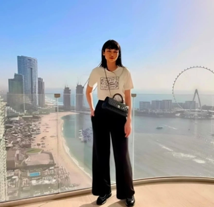 Mỹ nh&acirc;n showbiz Việt 37 tuổi mua nh&agrave; 130 tỷ ở Dubai, khu người si&ecirc;u gi&agrave;u- Ảnh 1.