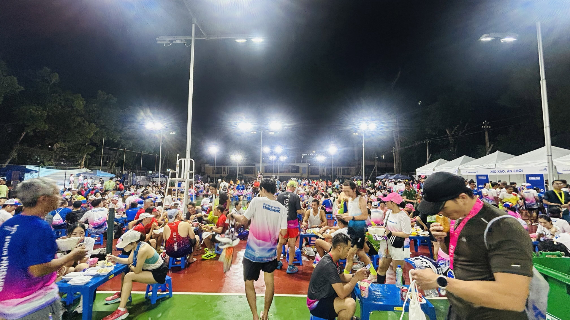 N&oacute;ng: Đơn vị tổ chức HCMC Night Run Eximbank ch&iacute;nh thức l&ecirc;n tiếng về &ldquo;giải chạy mất l&ograve;ng runner&rdquo;- Ảnh 3.