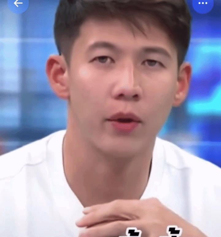Viral clip th&aacute;i độ "lật nhanh hơn b&aacute;nh tr&aacute;ng" của thiếu gia tố anh trai g&acirc;y b&atilde;o tại Th&aacute;i- Ảnh 3.