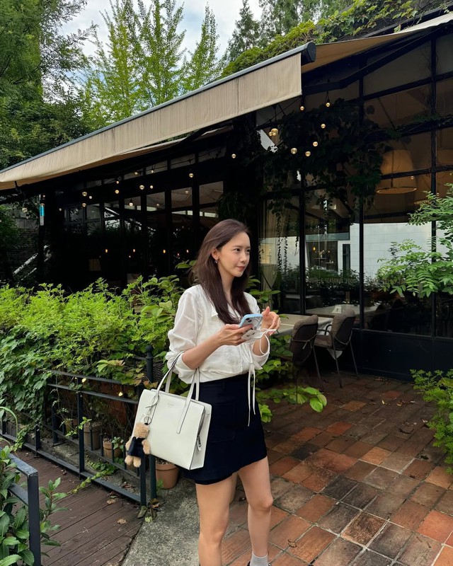 Mỹ nh&acirc;n đẹp từ trong trứng nước: U40 kh&ocirc;ng gi&agrave; m&agrave; "l&atilde;o h&oacute;a ngược", style s&agrave;nh điệu ngang g&aacute;i trẻ- Ảnh 8.