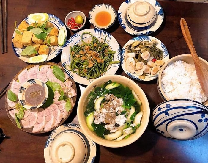 Th&ecirc;m 1 th&igrave;a "nước thần" n&agrave;y khi nấu cơm để thấy điều k&igrave; diệu: B&iacute; quyết từ c&aacute;c nghệ nh&acirc;n cơm ni&ecirc;u!- Ảnh 2.