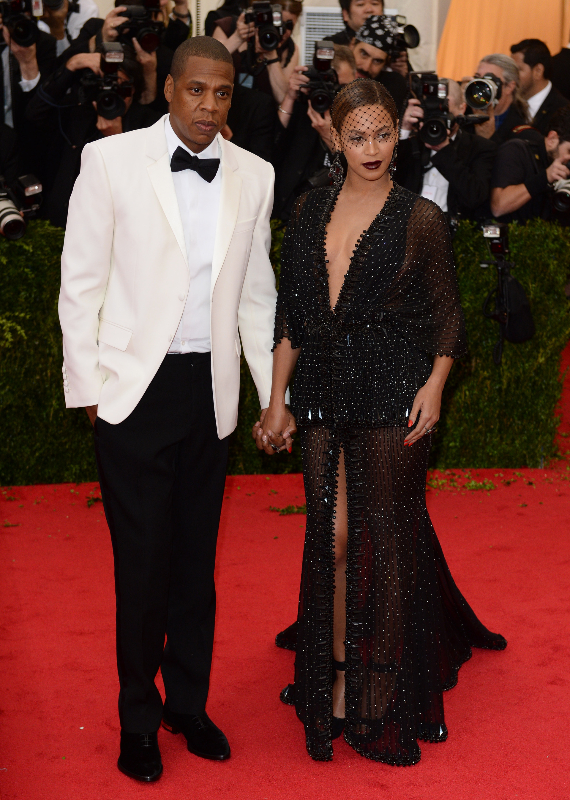 Tồn tại lời nguyền khiến c&aacute;c cặp đ&ocirc;i khiếp sợ Met Gala: Cứ ai s&aacute;nh đ&ocirc;i tham dự về l&agrave; chia tay hết?- Ảnh 10.