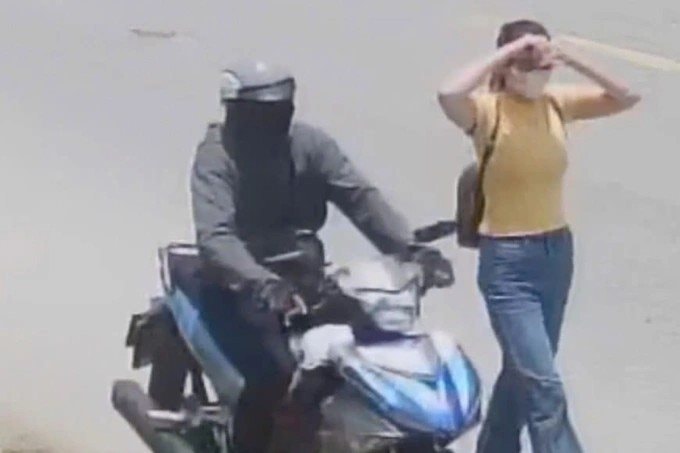 Bắt giữ đ&ocirc;i nam nữ g&acirc;y ra vụ cướp tiệm v&agrave;ng tại H&agrave; Tĩnh- Ảnh 3.