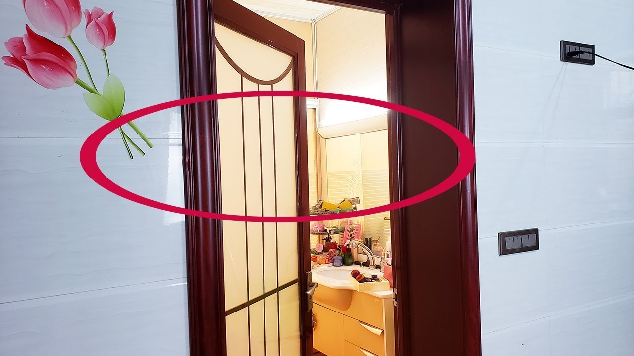 N&ecirc;n để cửa ph&ograve;ng tắm mở hay đ&oacute;ng khi kh&ocirc;ng sử dụng? Đ&acirc;y kh&ocirc;ng phải l&agrave; m&ecirc; t&iacute;n dị đoan nhưng h&atilde;y nhớ nhắc nhở gia đ&igrave;nh- Ảnh 1.
