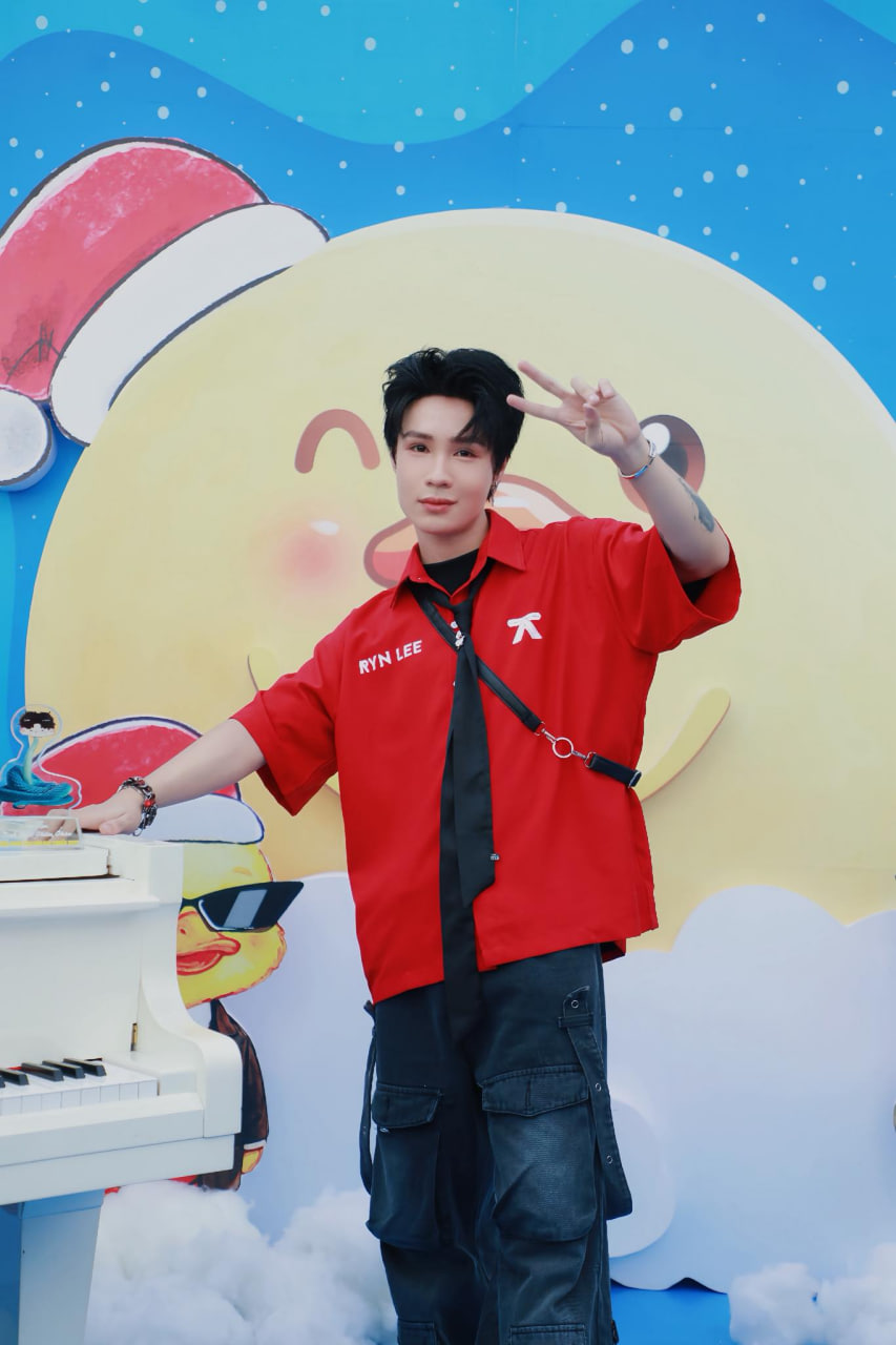 Em trai Quang H&ugrave;ng MasterD h&aacute;t &ldquo;o&eacute;t&rdquo;, muốn được kh&aacute;n giả g&oacute;p &yacute;- Ảnh 9.