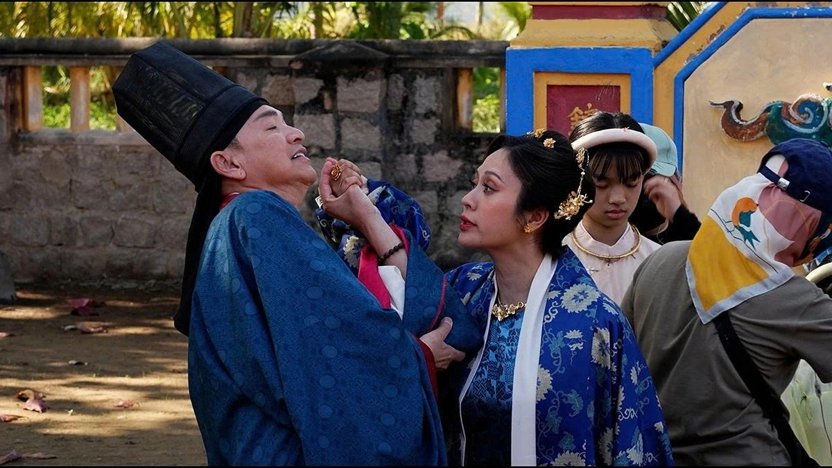 Cặp đ&ocirc;i vi&ecirc;n m&atilde;n nhất nh&igrave; showbiz Việt: Nh&agrave; g&aacute;i trẻ m&atilde;i kh&ocirc;ng gi&agrave; suốt 20 năm, nh&agrave; trai nghe t&ecirc;n đ&atilde; thấy nể- Ảnh 3.