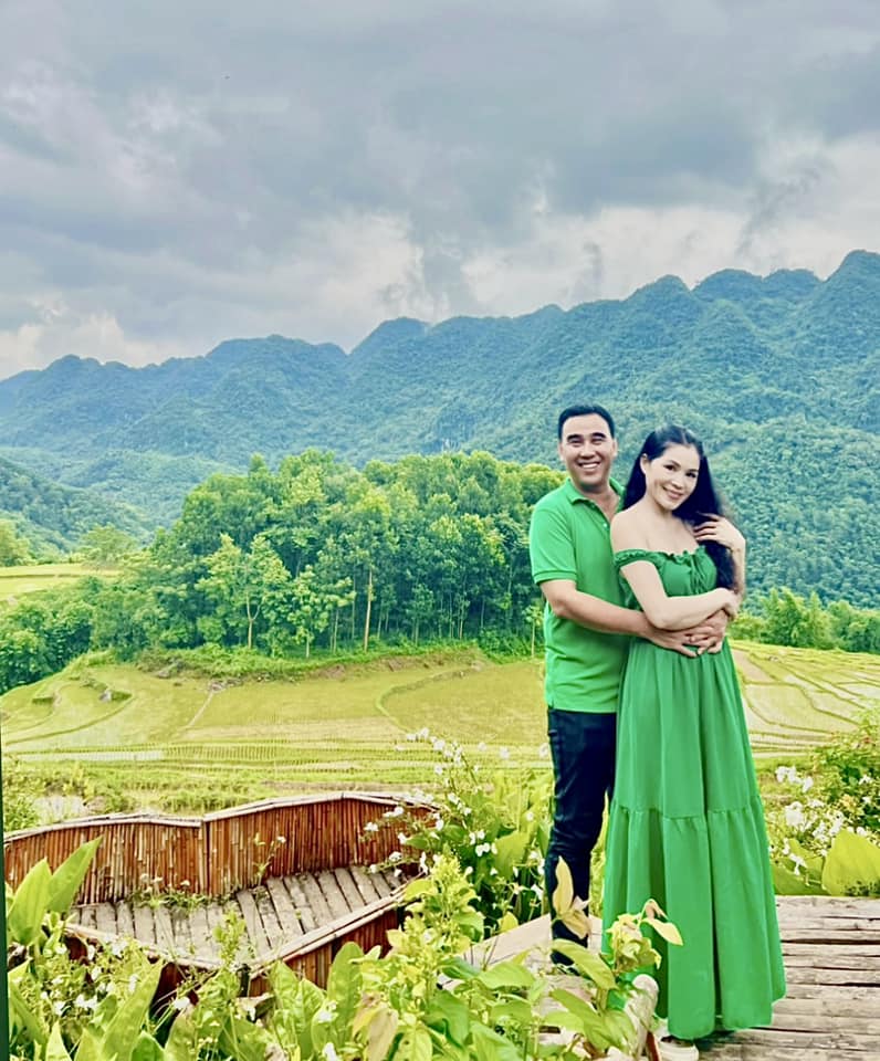 Nữ đại gia vừa l&agrave; &acirc;n nh&acirc;n, vừa l&agrave; vợ của nam NSƯT, Ph&oacute; chủ tịch Hội điện ảnh Việt Nam- Ảnh 4.