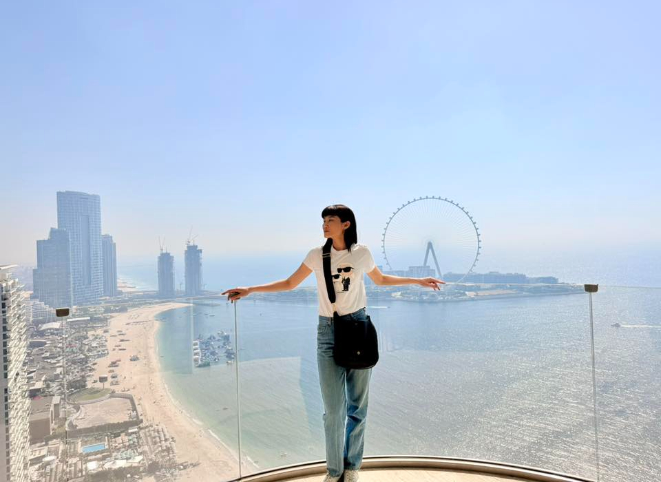 Gallery - Mỹ nhân showbiz 28 tuổi lấy chồng Tây: Mua nhà 130 tỷ dành cho giới siêu giàu ở Dubai, view triệu đô nhìn thẳng biển - image 3