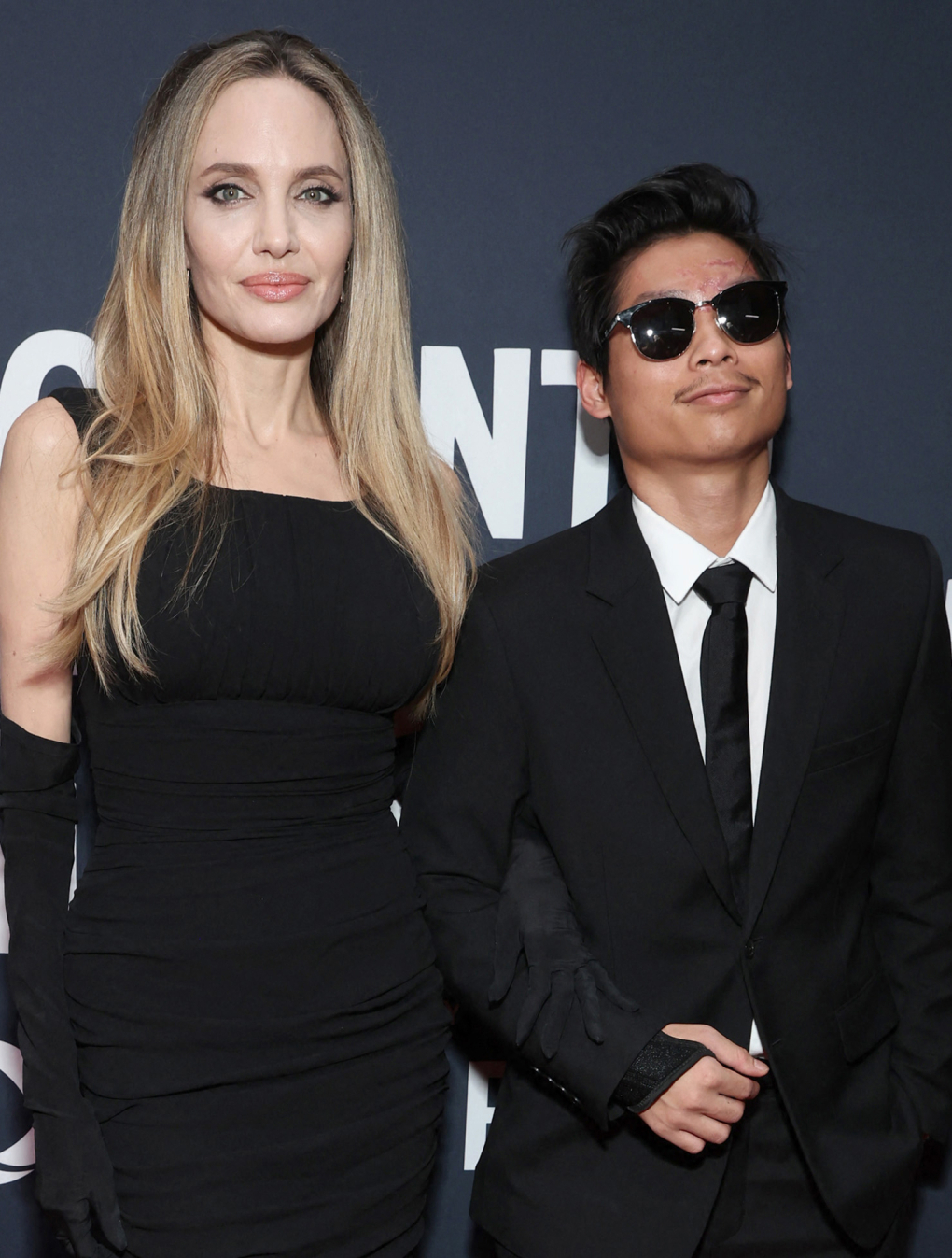Th&oacute;i "d&acirc;n tổ" khiến con nu&ocirc;i gốc Việt của Angelina Jolie su&yacute;t cận kề c&aacute;i chết- Ảnh 4.