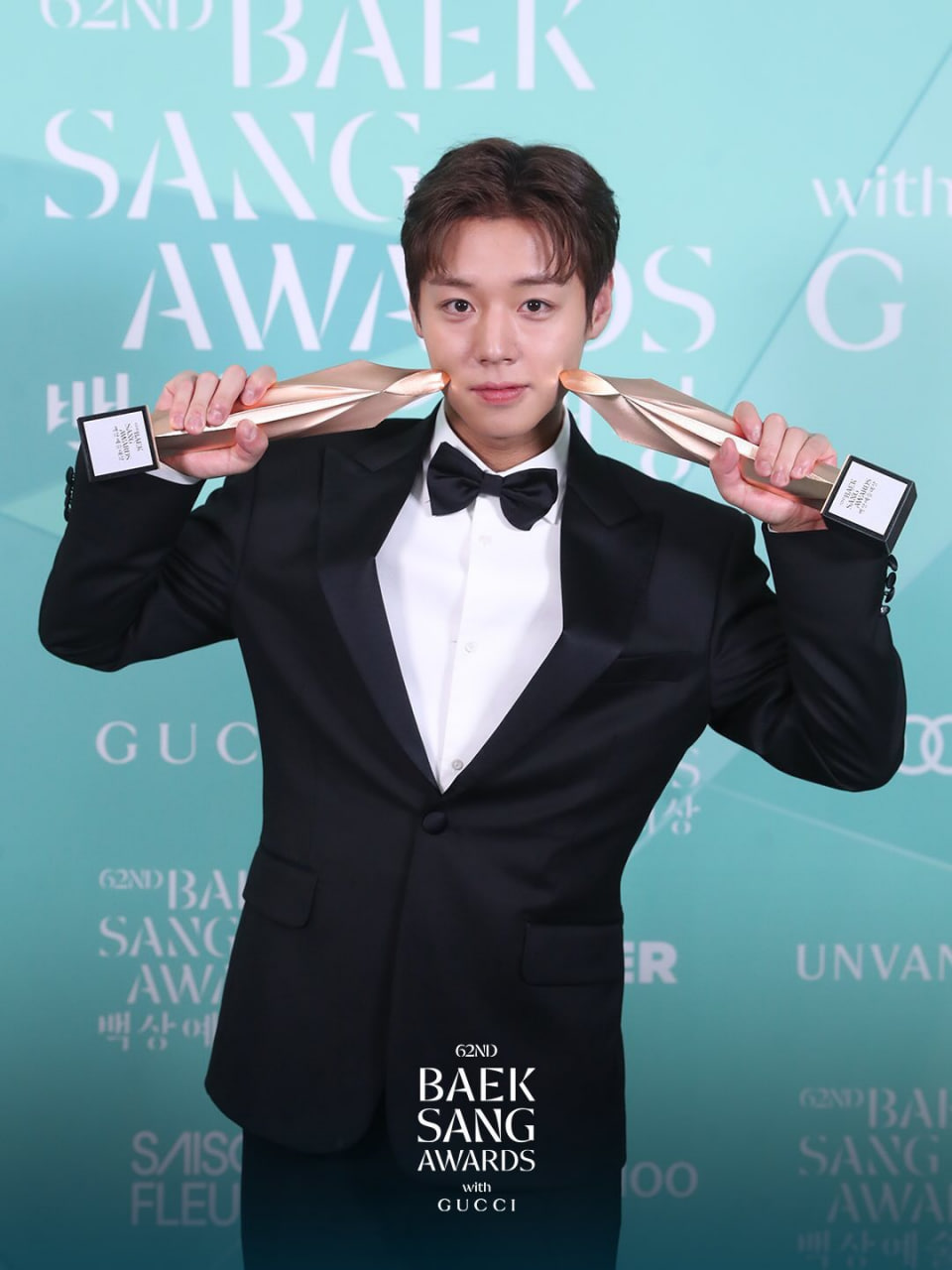 Mỹ nam l&agrave; "thế lực mới" của showbiz: Thần tượng quốc d&acirc;n từng khiến BTS phải d&egrave; chừng, hẹn Việt Nam 1 dịp đặc biệt - Ảnh 6.