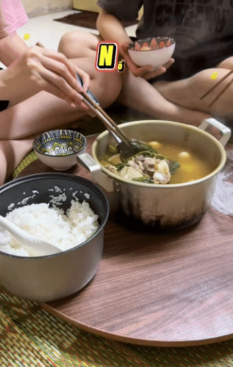 Vợ chồng trẻ người Th&aacute;i từ Điện Bi&ecirc;n xuống Hưng Y&ecirc;n l&agrave;m c&ocirc;ng nh&acirc;n, tổng thu nhập 18 triệu, nu&ocirc;i con nhỏ vẫn dư 7 triệu: Người khen vun v&eacute;n, người bảo kham khổ- Ảnh 18.