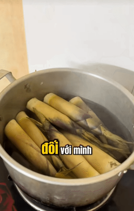 Vợ chồng trẻ người Th&aacute;i từ Điện Bi&ecirc;n xuống Hưng Y&ecirc;n l&agrave;m c&ocirc;ng nh&acirc;n, tổng thu nhập 18 triệu, nu&ocirc;i con nhỏ vẫn dư 7 triệu: Người khen vun v&eacute;n, người bảo kham khổ- Ảnh 23.