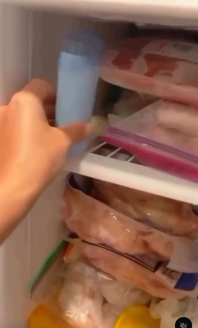 C&aacute;ch d&ugrave;ng nước hoa mới đang viral v&igrave; gi&uacute;p thơm l&acirc;u m&agrave; kh&ocirc;ng tốn nhiều tiền- Ảnh 5.