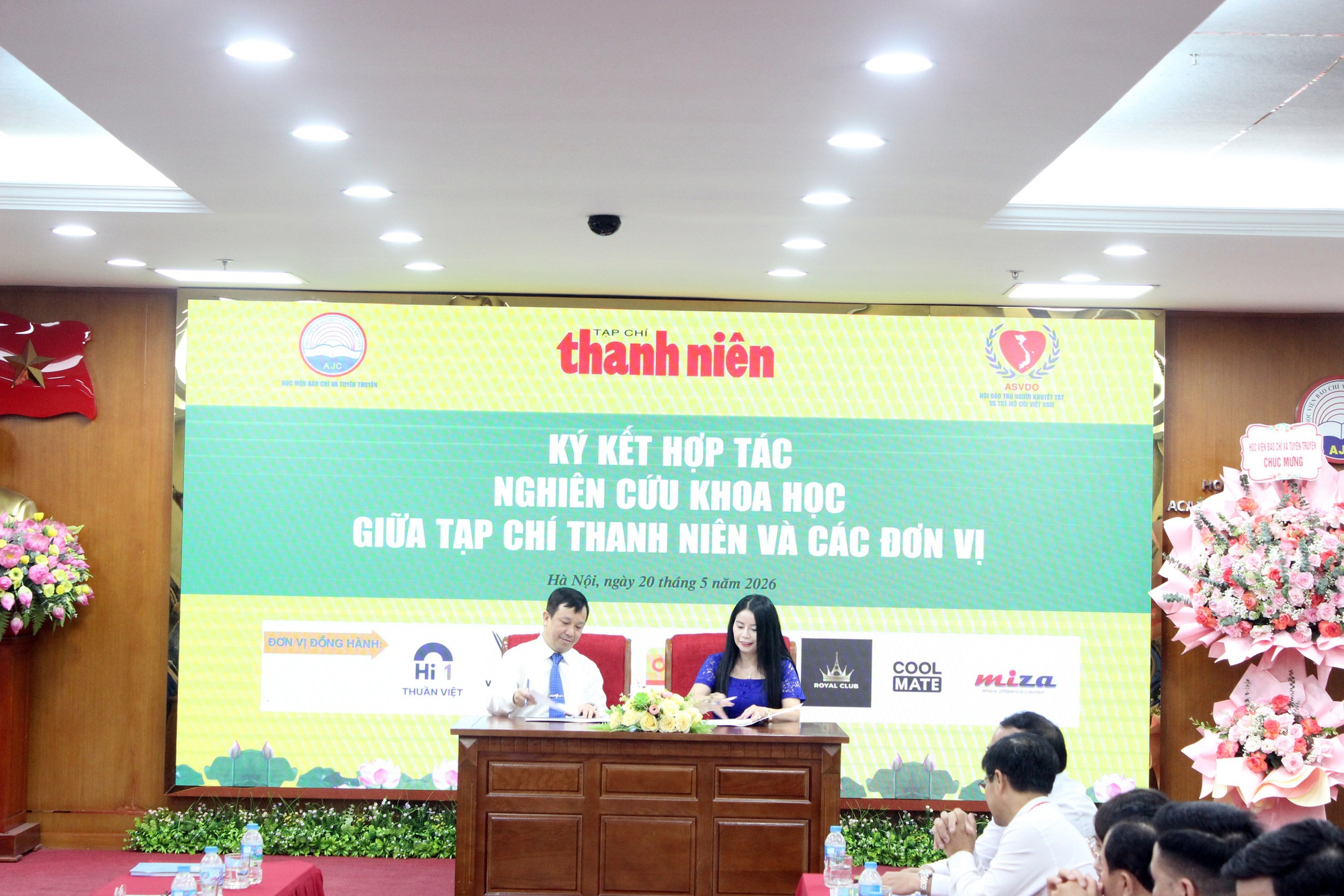 Ph&aacute;t động Cuộc thi viết &ldquo;Vượt l&ecirc;n số phận&rdquo; lần thứ IX- Ảnh 10.