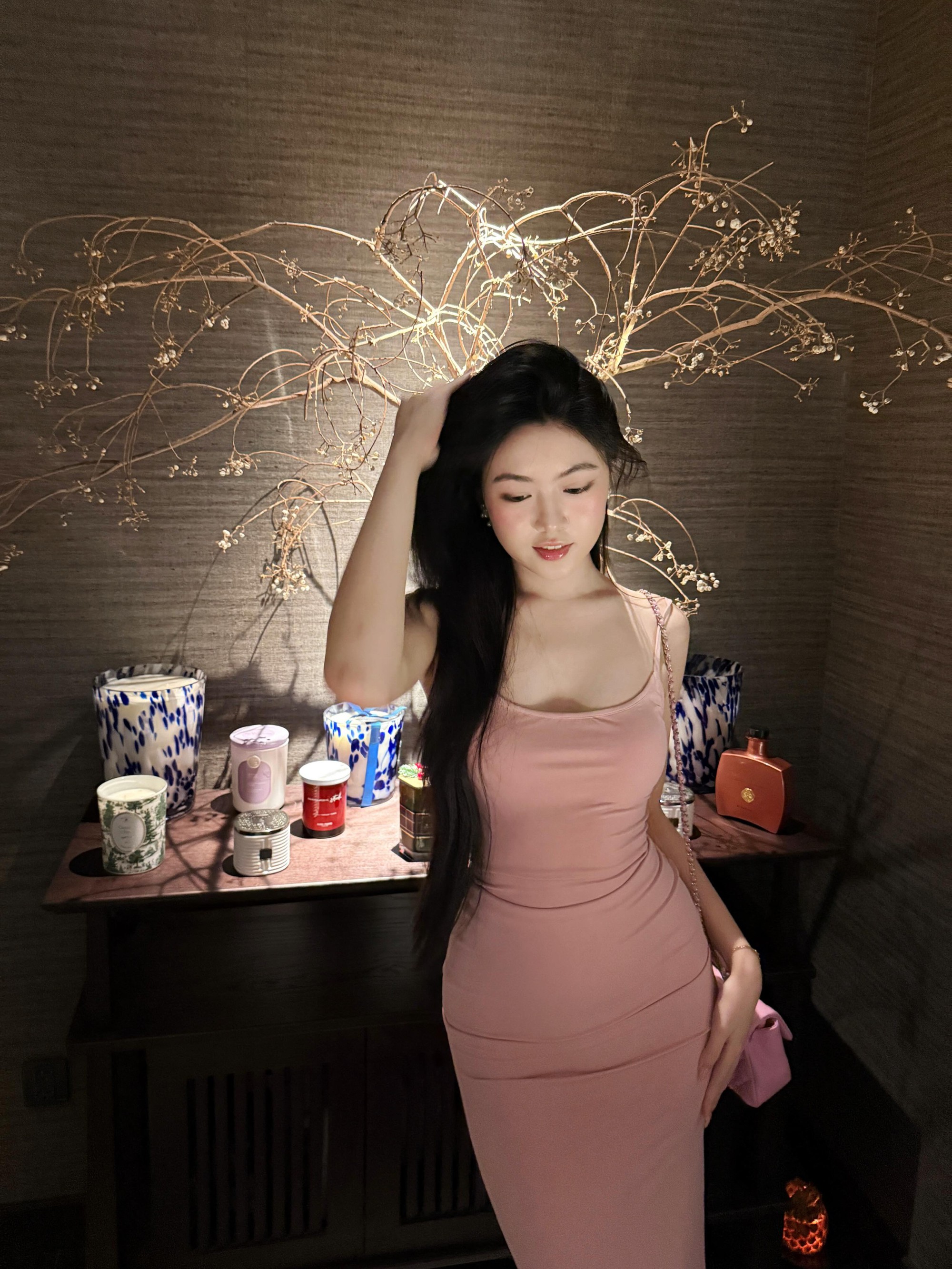 Thiếu gia T&agrave;i Sầm lộ r&otilde; t&igrave;nh cảm với Lọ Lem- Ảnh 2.