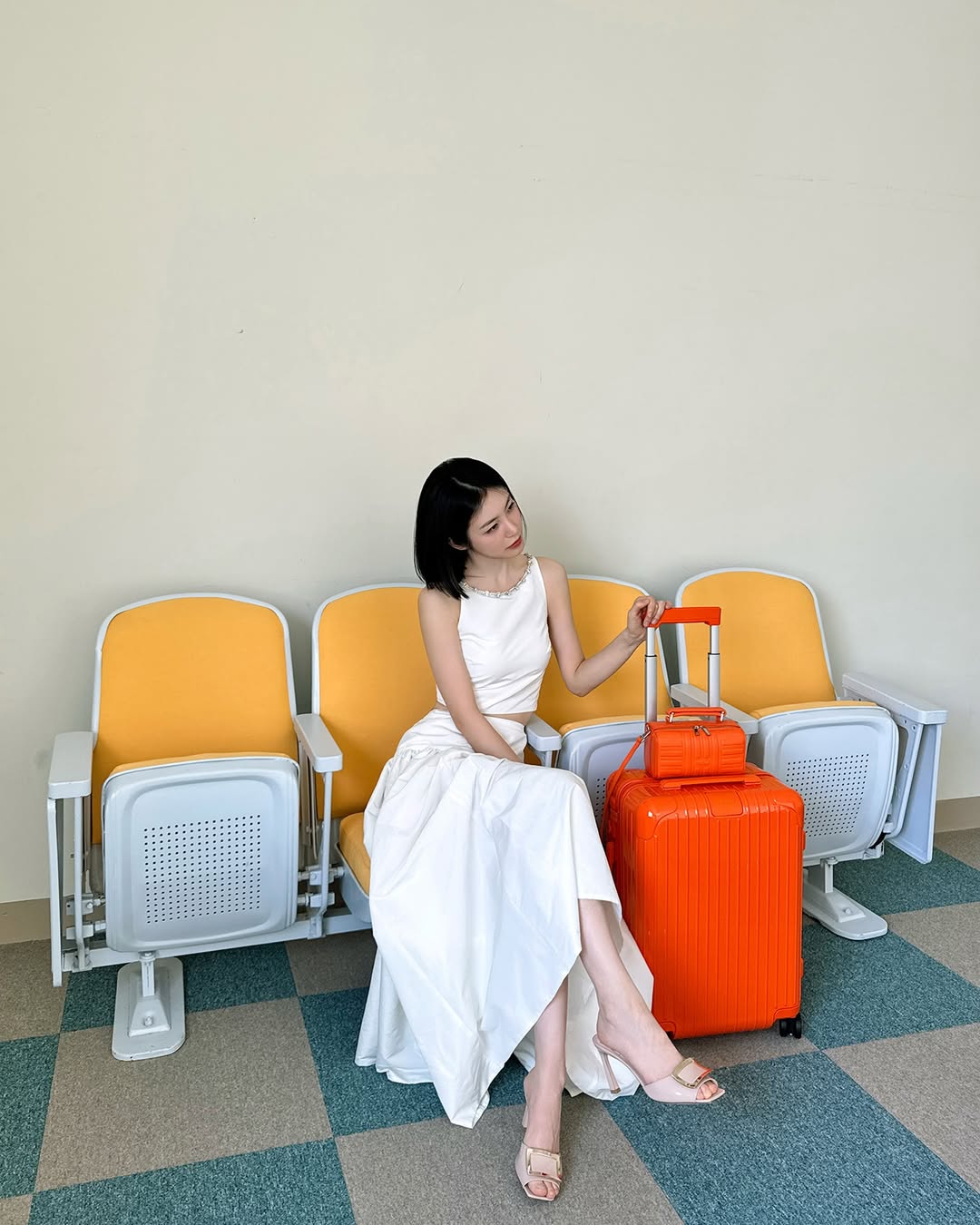 "&Aacute;c nữ" tr&ecirc;n phim ngo&agrave;i đời hiền như ti&ecirc;n nữ: Mặt xinh d&aacute;ng xịn, mặc đẹp kh&ocirc;ng trượt ph&aacute;t n&agrave;o- Ảnh 7.