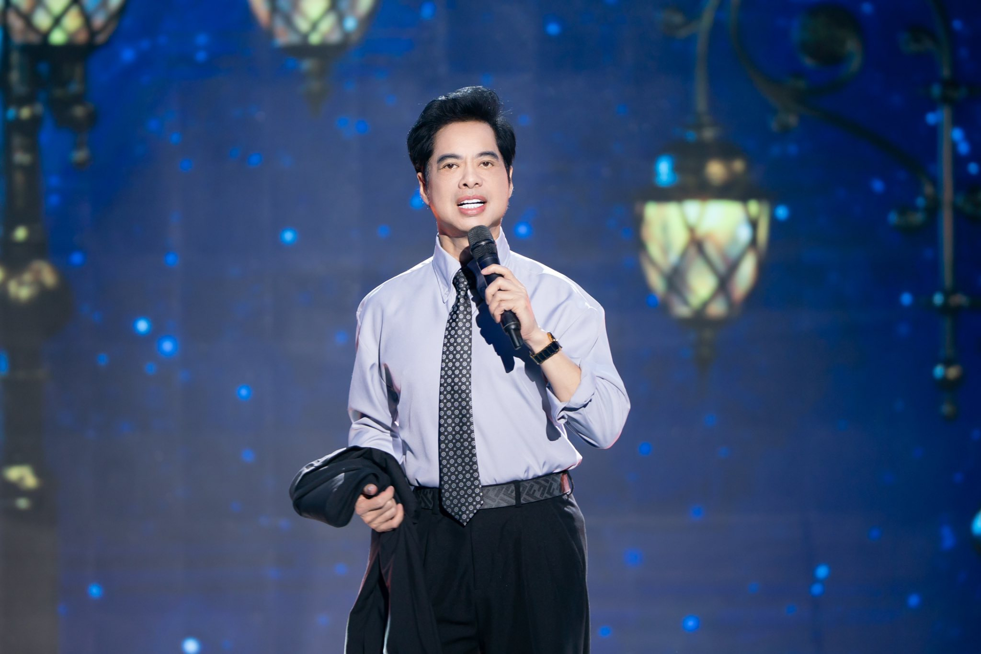 Ngọc Sơn livestream giữa l&uacute;c bị soi biểu hiện lạ: "Nếu test người t&ocirc;i c&oacute; chất cấm, t&ocirc;i tặng cả gia t&agrave;i"- Ảnh 4.