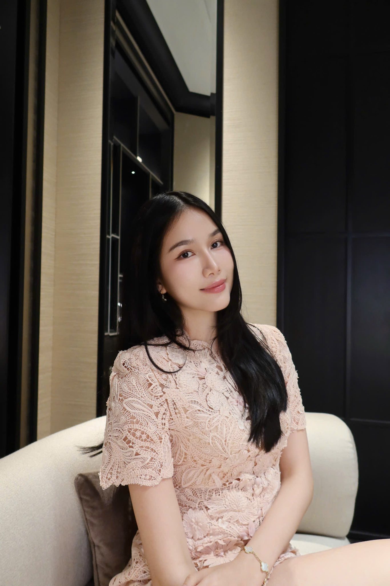 &Aacute; hậu l&agrave; giảng vi&ecirc;n Đại học l&ecirc;n tiếng giữa l&uacute;c h&agrave;ng loạt nghệ sĩ d&iacute;nh chất cấm: "Đừng đ&aacute;nh đổi tương lai v&igrave; một chữ thử"- Ảnh 7.