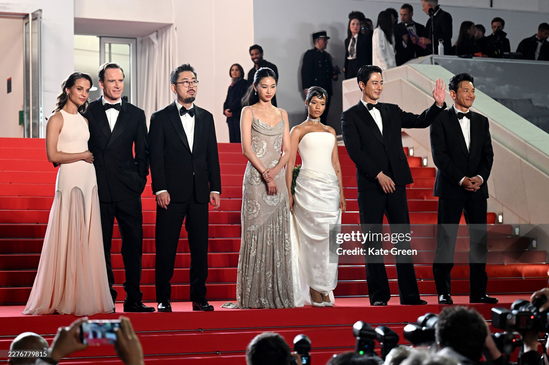 Loạt diễn vi&ecirc;n H&agrave;n đ&igrave;nh đ&aacute;m bị ghẻ lạnh ở Cannes, nh&igrave;n danh s&aacute;ch th&ocirc;i đ&atilde; thấy sốc- Ảnh 5.