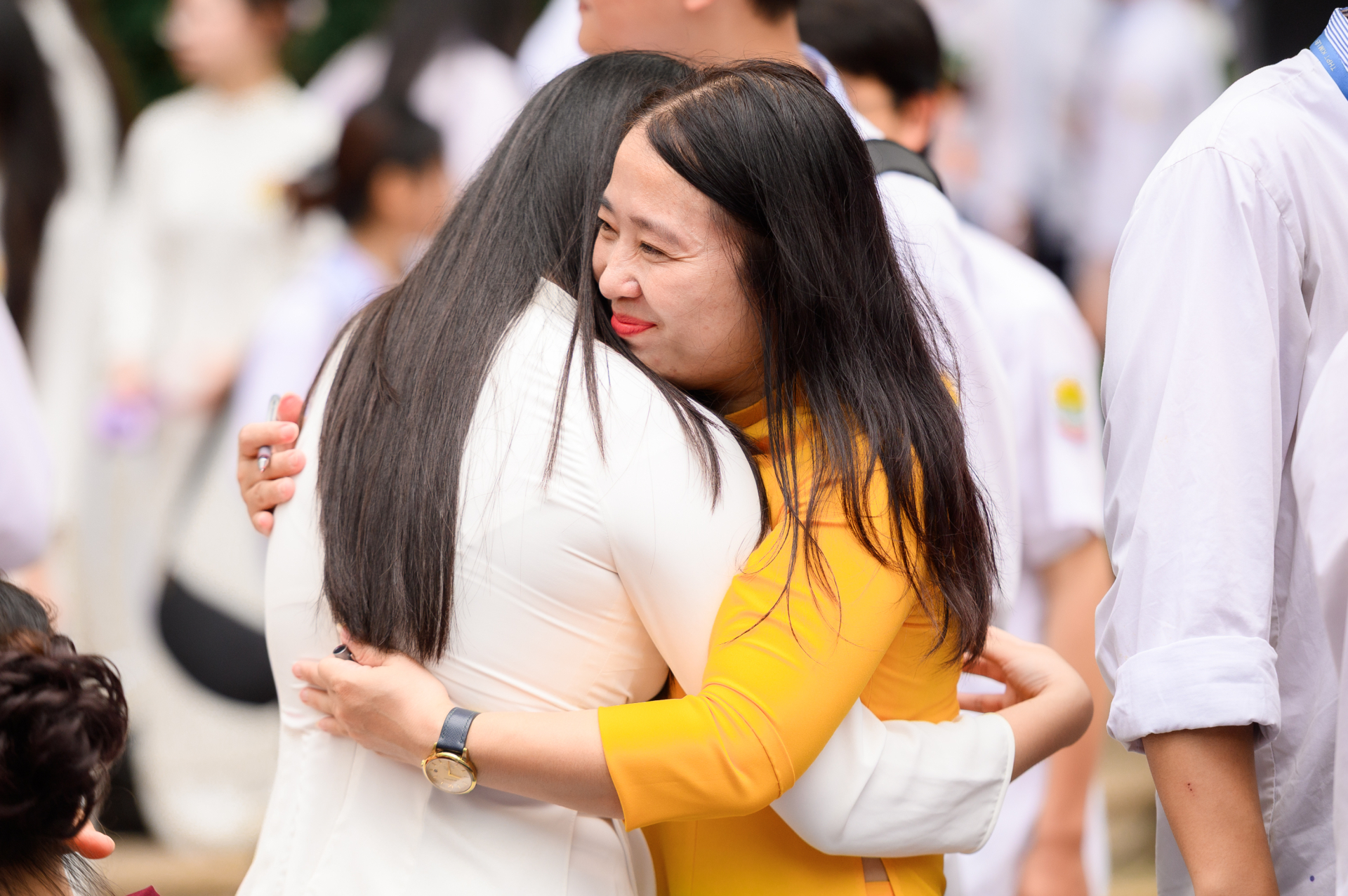 Nữ sinh Kim Li&ecirc;n rạng rỡ trong ng&agrave;y bế giảng 2026: Thanh xu&acirc;n đẹp nhất l&agrave; đ&acirc;y chứ đ&acirc;u!- Ảnh 8.