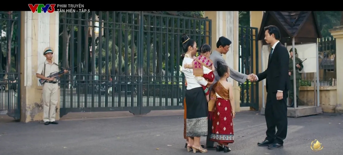 Sốc visual nam thần ngh&igrave;n tỷ Vbiz như x&eacute; sử bước ra, diễn xuất đỉnh cao cả đời chưa từng thất bại- Ảnh 7.