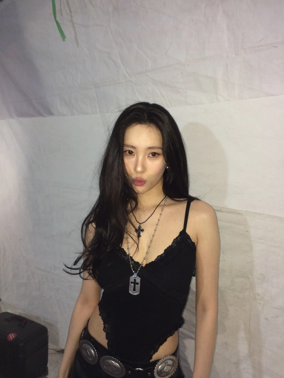 Mặt tối của ti&ecirc;u chuẩn Kpop được tiết lộ: Idol nữ chỉ nặng 39kg, yếu đến nỗi l&uacute;c n&agrave;o cũng như sắp ngất- Ảnh 1.