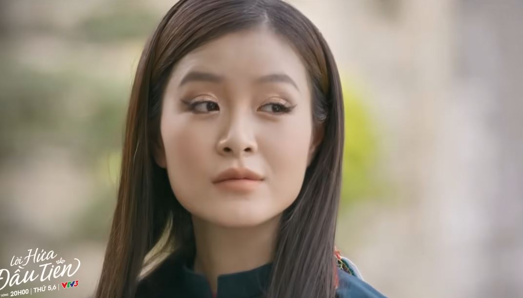 Chưa thấy Hoa hậu Việt n&agrave;o trang điểm xấu cỡ n&agrave;y, nh&igrave;n đ&ocirc;i mắt c&oacute; ngủ mơ cũng giật m&igrave;nh tỉnh giấc- Ảnh 3.