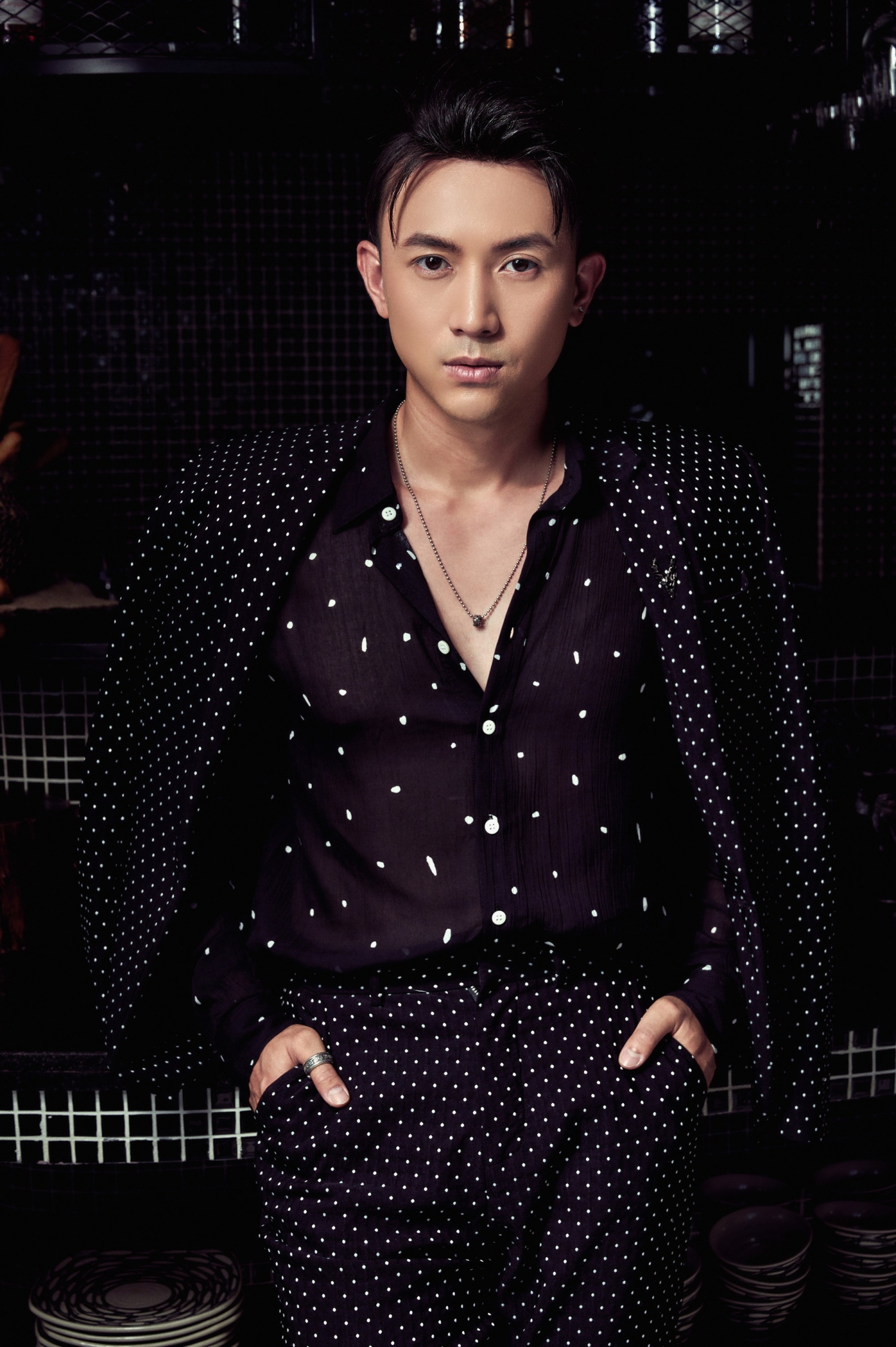 Ch&agrave;ng trai thật th&agrave; nhất Việt Nam đ&acirc;u rồi: Giờ l&agrave; trap boy thở c&acirc;u n&agrave;o g&aacute;i đổ c&acirc;u đ&oacute;, nạn nh&acirc;n c&oacute; cả Hoa hậu- Ảnh 1.