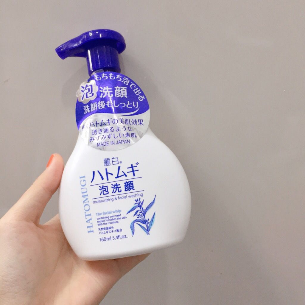 Sau nhiều năm, t&ocirc;i nhận ra sữa rửa mặt tạo bọt sẵn rất l&yacute; tưởng v&igrave; gi&uacute;p da "dễ thở" hơn mỗi ng&agrave;y- Ảnh 8.