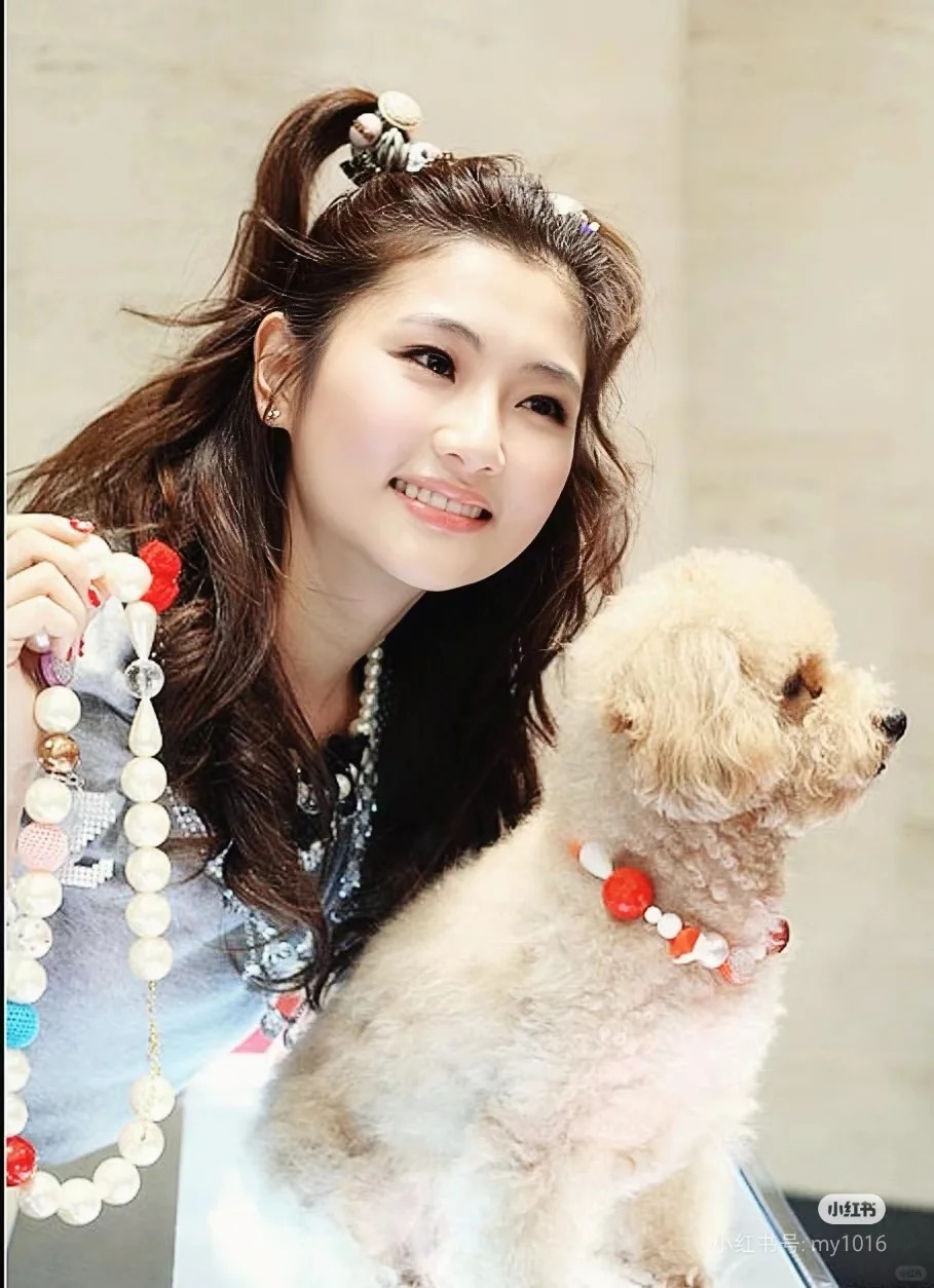 Mỹ nh&acirc;n showbiz bị lửa thi&ecirc;u sống bỏng 54%: Ly h&ocirc;n chồng luật sư, đưa t&igrave;nh trẻ du lịch Ph&uacute; Quốc liền nhận tin vui bất ngờ- Ảnh 2.