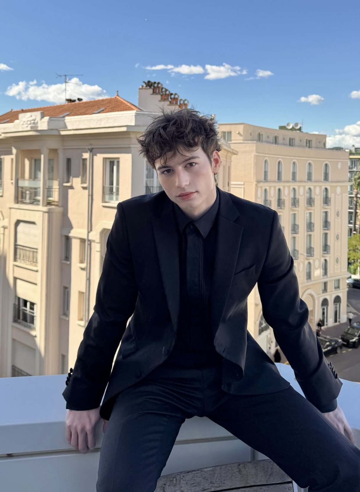 Ch&acirc;n dung "hồng h&agrave;i nhi" gốc Việt vừa được Instagram giới thiệu với 685 triệu người: IT-Boy "thao t&uacute;ng" truyền th&ocirc;ng quốc tế ở tuổi 20- Ảnh 1.