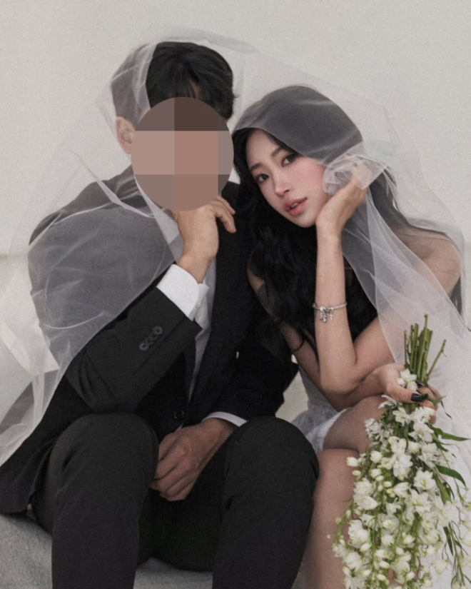 Drama sốc trong đ&aacute;m cưới sao nữ nổi tiếng v&agrave; chồng ph&ocirc;ng bạt: Kh&aacute;ch mời kh&ocirc;ng th&egrave;m gửi tiền mừng c&ograve;n ăn uống, l&agrave;m loạn kh&aacute;n ph&ograve;ng- Ảnh 5.