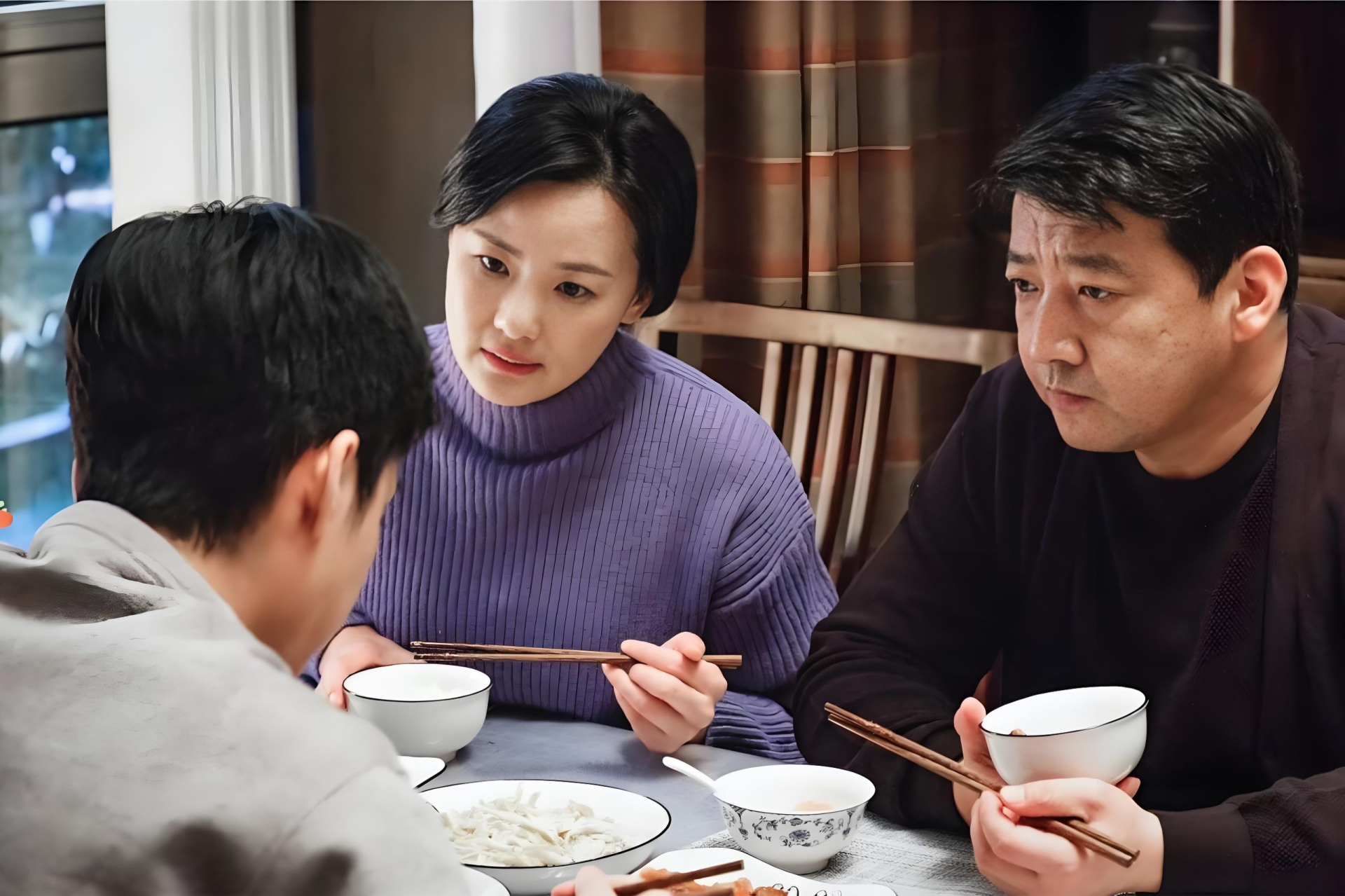 Ph&aacute;t hiện một hiện tượng lạ: Khi cha mẹ qu&aacute;t mắng m&agrave; con c&aacute;i d&aacute;m c&atilde;i lại, chứng tỏ gia đ&igrave;nh đ&oacute; vẫn c&ograve;n hy vọng- Ảnh 2.